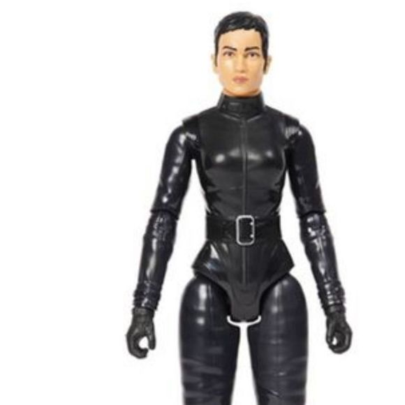 Selina kyle Action Figure From The Batman New in Package - Picture 6 of 9